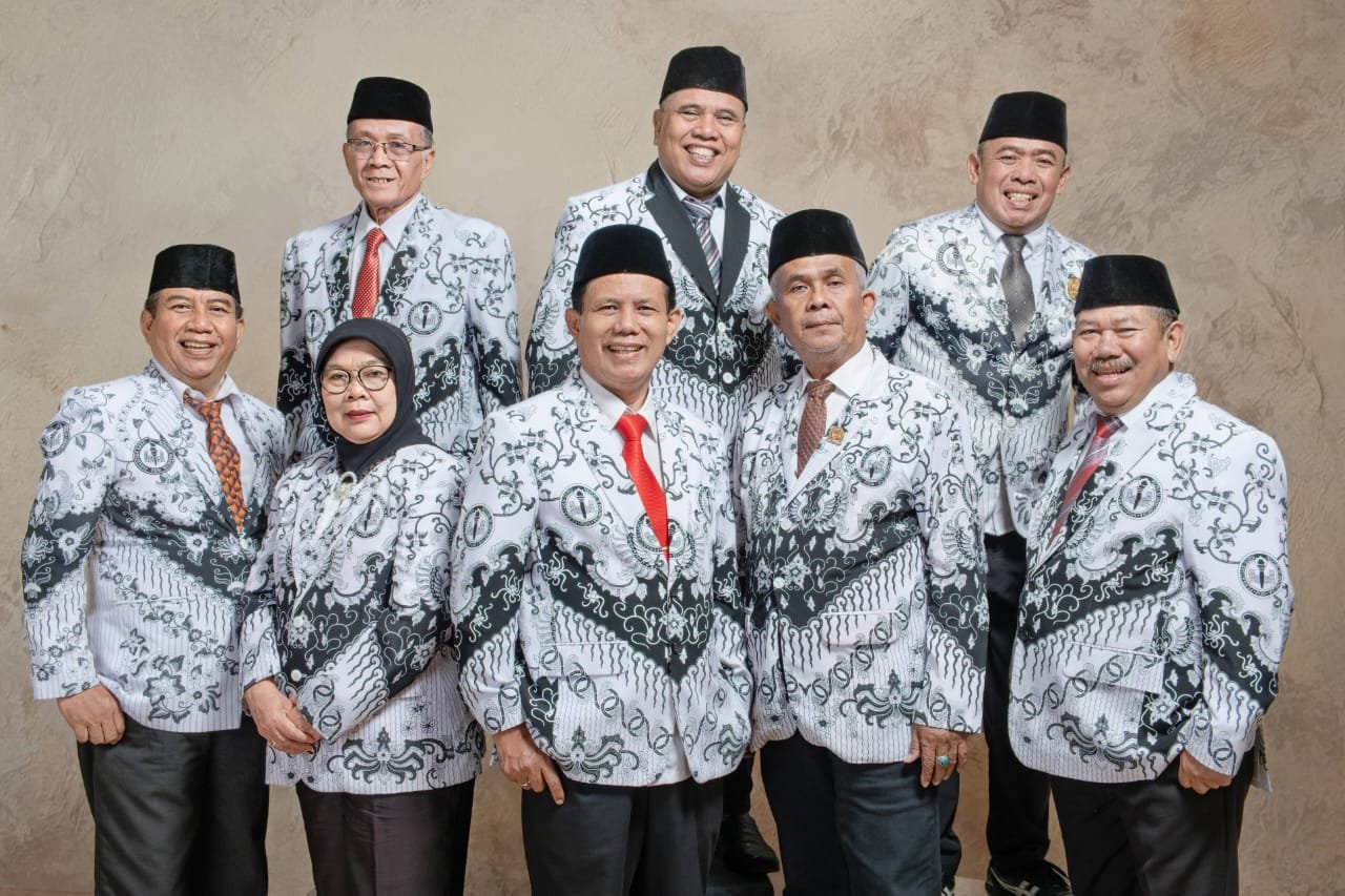 Pelayanan YPLP PGRI Jawa Barat yang Unggul untuk seluruh satuan pendidikan PGRI